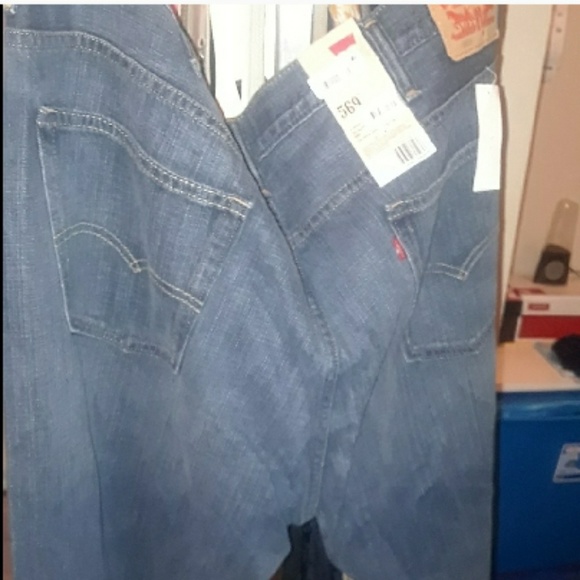 Nwt excellent condition Levi jean - Picture 2 of 3